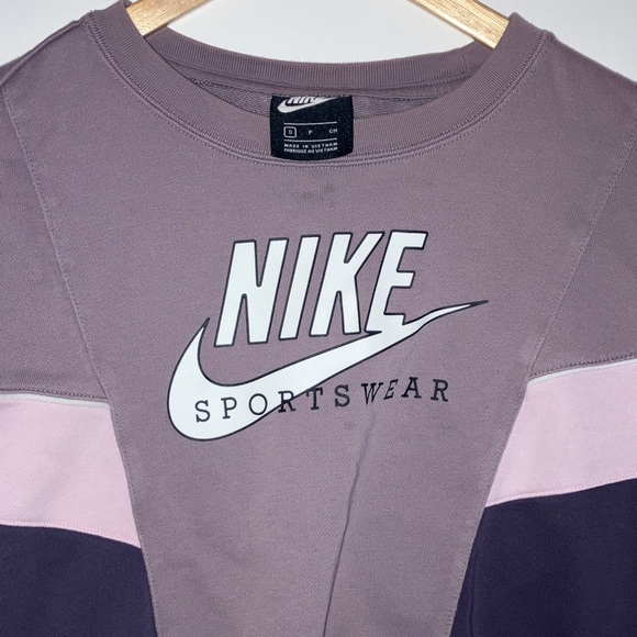 Nike Purple Lavender White Pullover Active Sweatshirt small - Picture 3 of 4